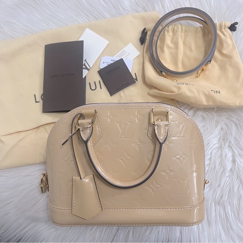 Louis Vuitton Alma BB Vernis in Rose Angelique